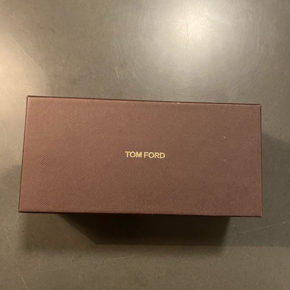 Tom Ford gift box - Picture 2 of 4